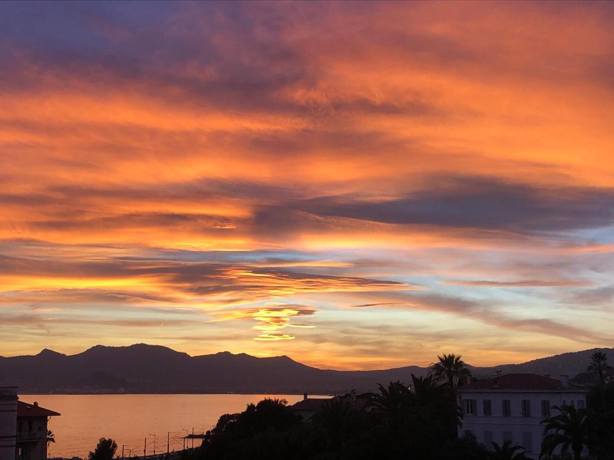 Esterel Terrasses, Roof Top, Plage, Parking Payant Cannes Exterior photo